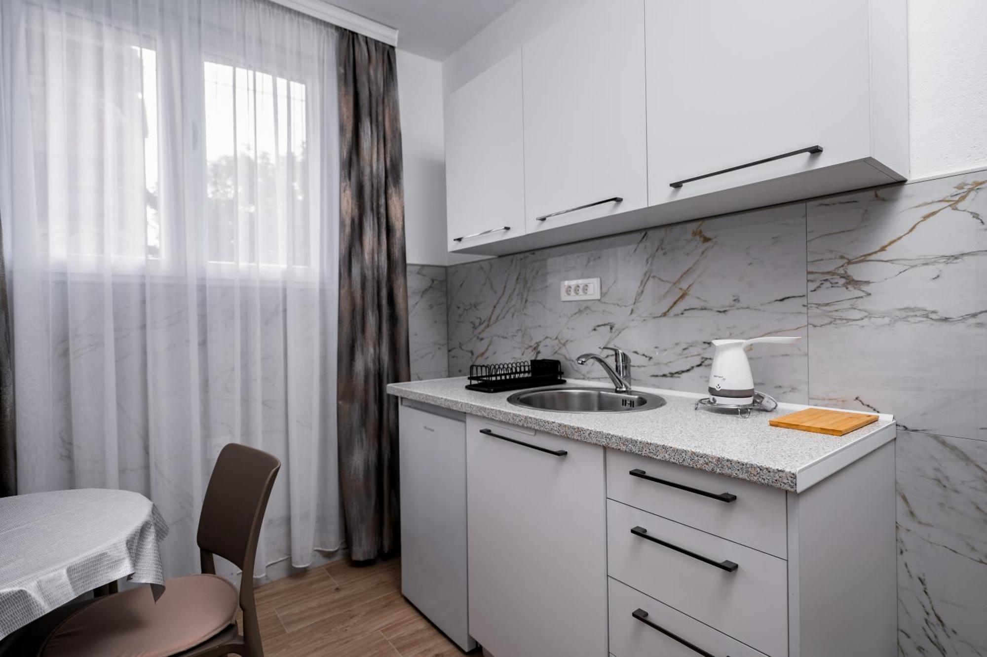 Apartmani Kaan Подгориця Екстер'єр фото