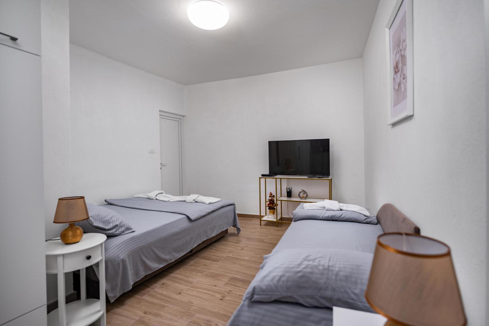 Apartmani Kaan Подгориця Екстер'єр фото