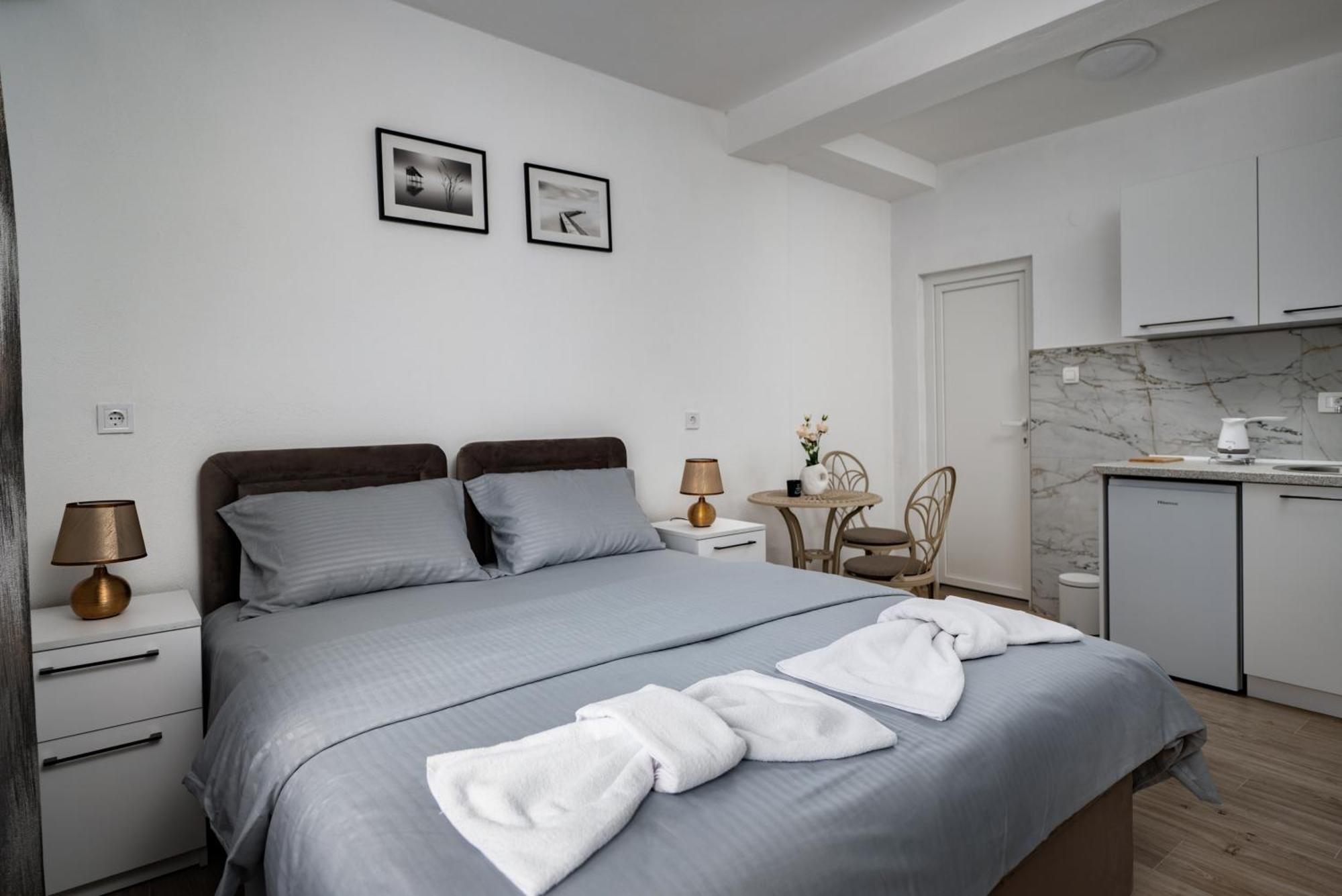 Apartmani Kaan Подгориця Екстер'єр фото