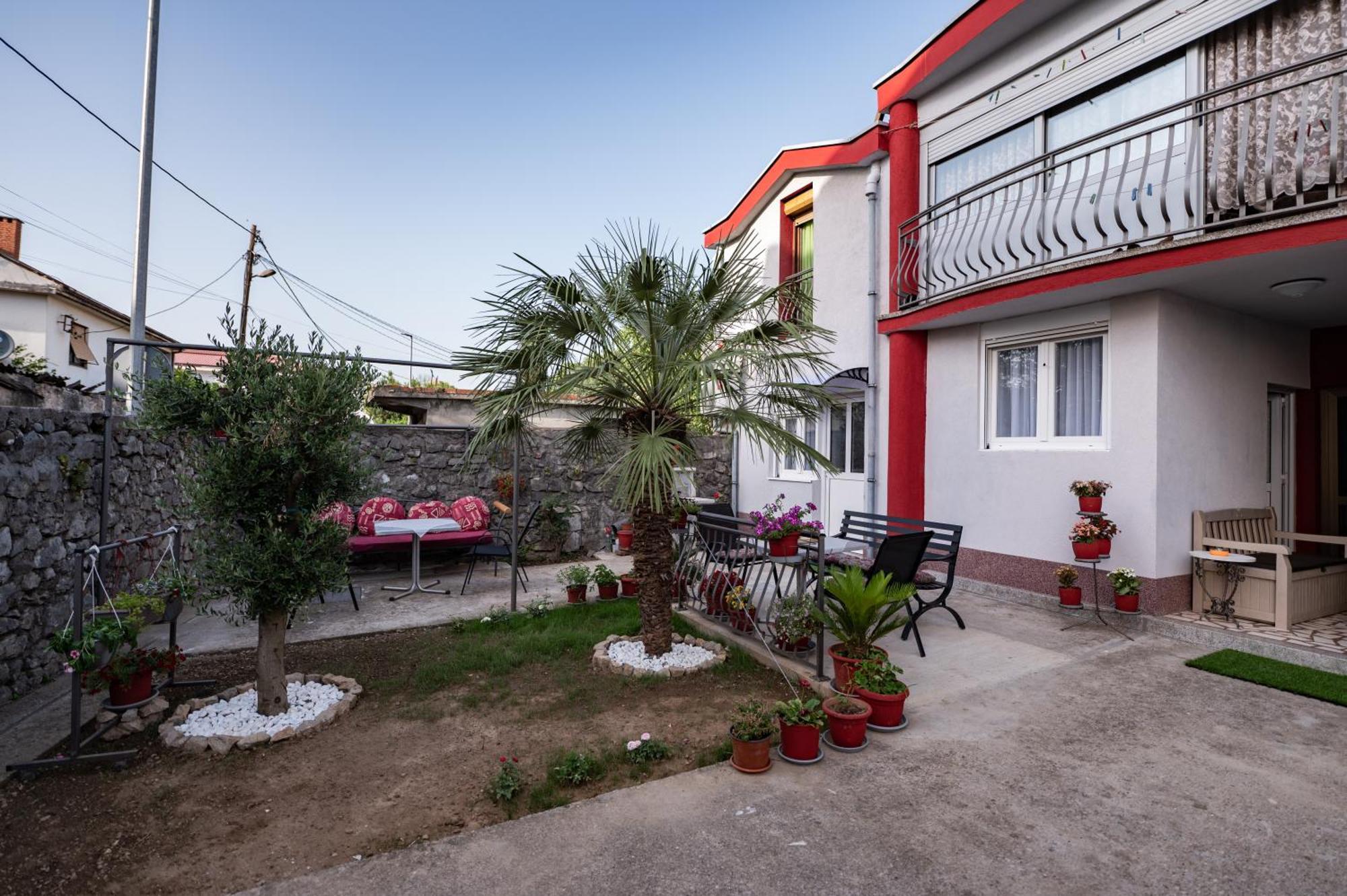 Apartmani Kaan Подгориця Екстер'єр фото