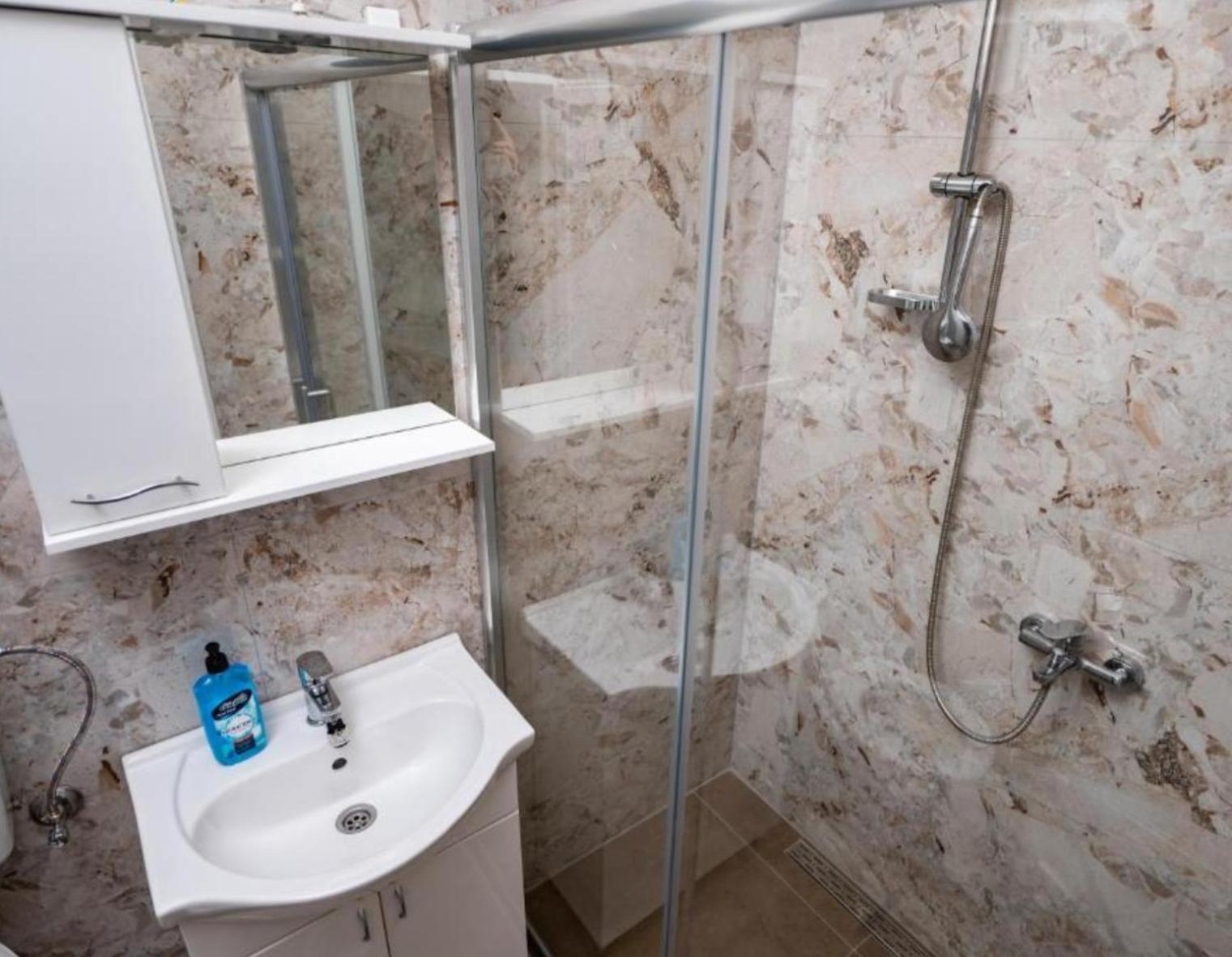Apartmani Kaan Подгориця Екстер'єр фото